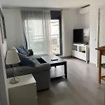 Apartment Lets In The Sun - Clavel Fuengirola