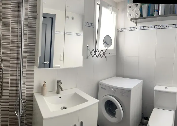 Lets In The Sun - Clavel فوينخيرولا